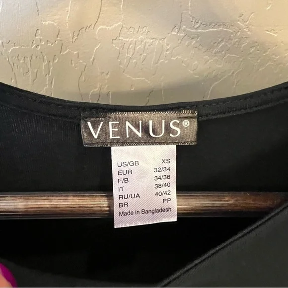 Venus bodycon midi Tshirt dress in black, side ruching, short sleeve, NWOT, XS - Picture 4 of 11
